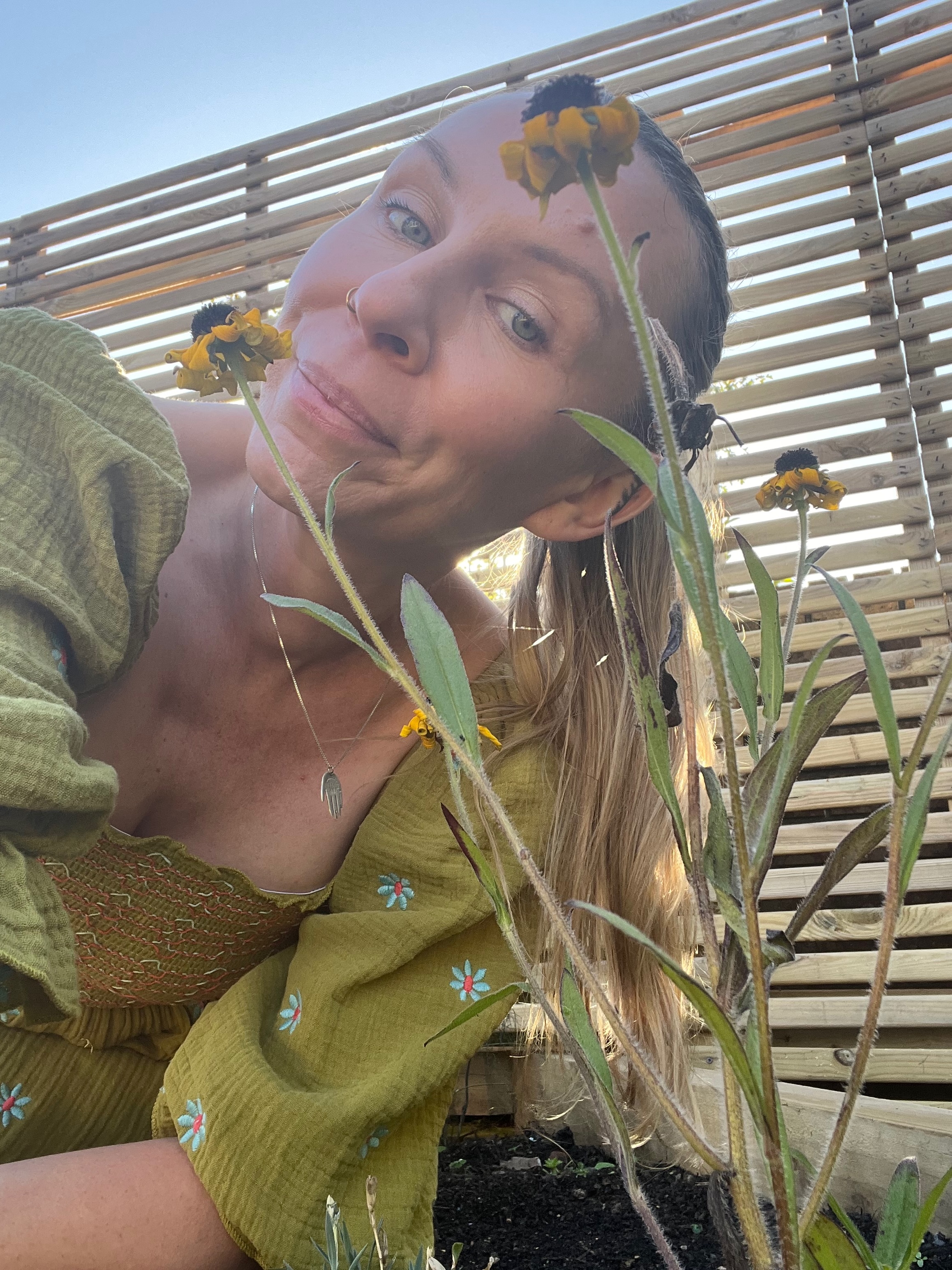 Ellie Marks, NIMH-registered medical herbalist and founder of Herbelle Remedies